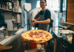 Thin Crust vs Thick Crust Pizza: Which Should You Choose?
